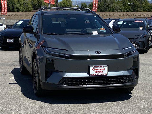 2026 Toyota C-HR SE