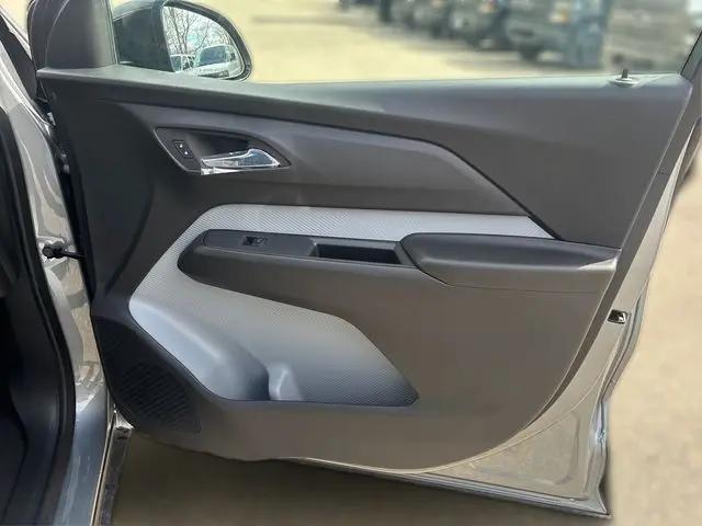 2027 Chevrolet Bolt RS FWD