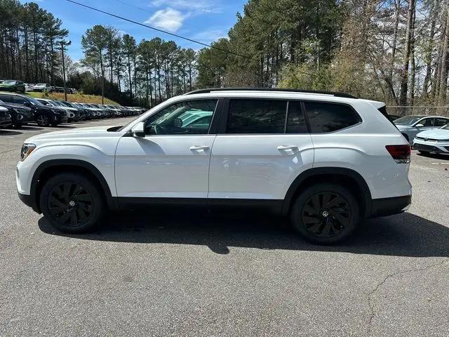2026 Volkswagen Atlas SE with Technology