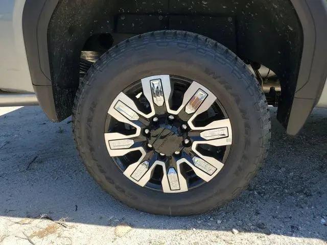 2026 GMC Sierra 2500HD Crew Cab, Standard Bed, Denali, 4WD