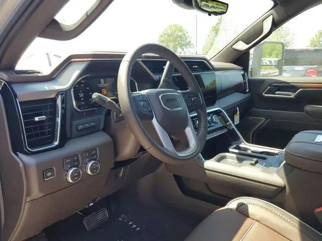 2026 GMC Sierra 2500HD Crew Cab, Standard Bed, Denali, 4WD