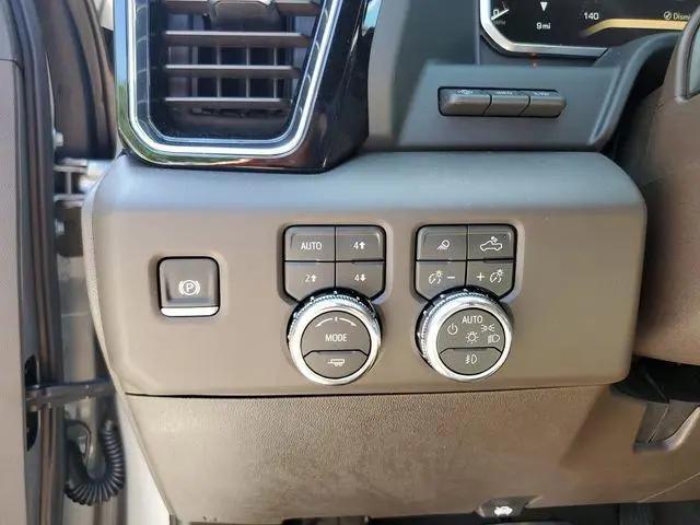 2026 GMC Sierra 2500HD Crew Cab, Standard Bed, Denali, 4WD