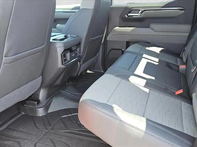 2026 Chevrolet Silverado 1500 4WD Crew Cab Short Bed ZR2