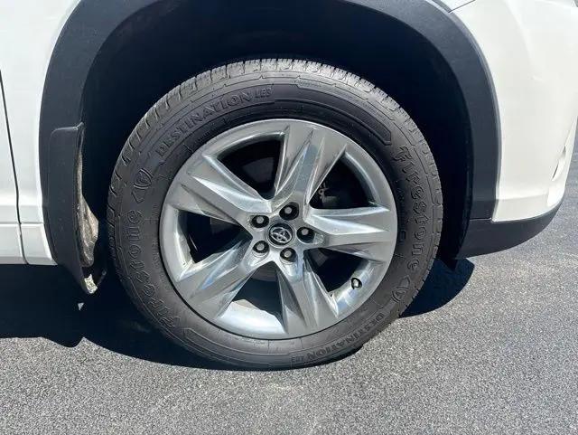 2017 Toyota Highlander Limited