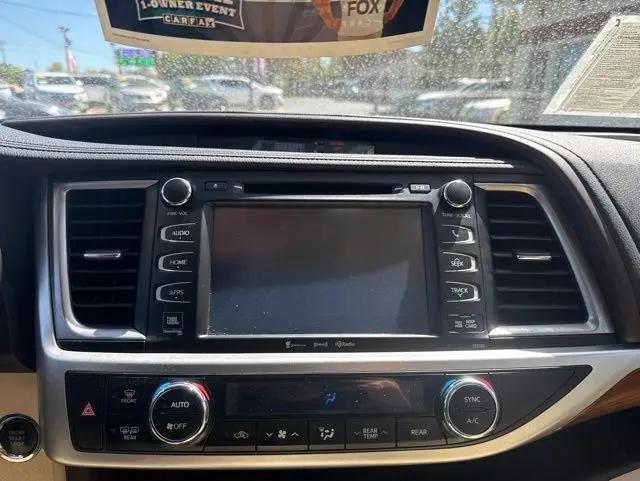2017 Toyota Highlander Limited