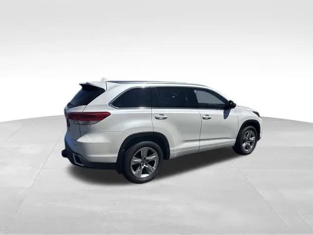 2017 Toyota Highlander Limited