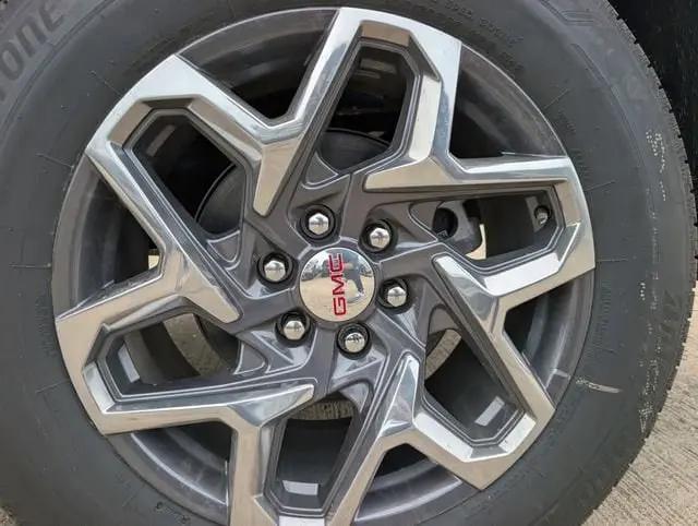 2026 GMC Sierra 1500 Crew Cab, Short Bed, SLT, 4WD