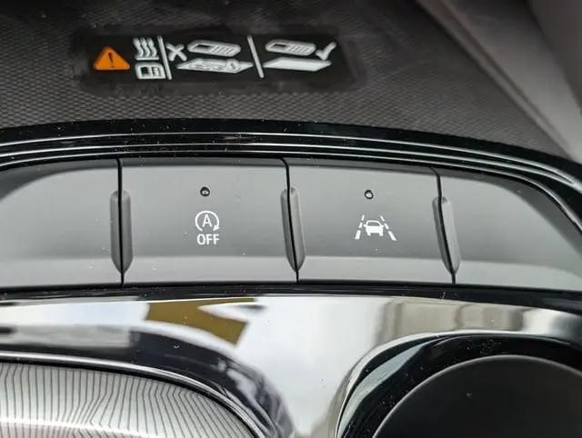 2026 Buick NV Sport Touring FWD