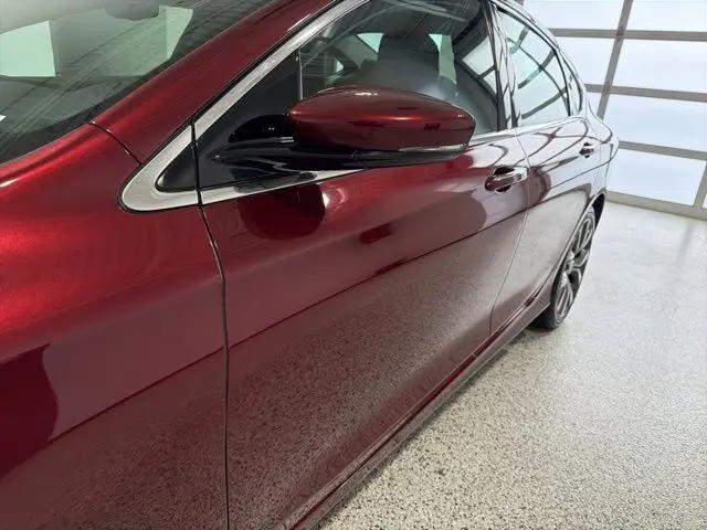 2015 Chrysler 200 C