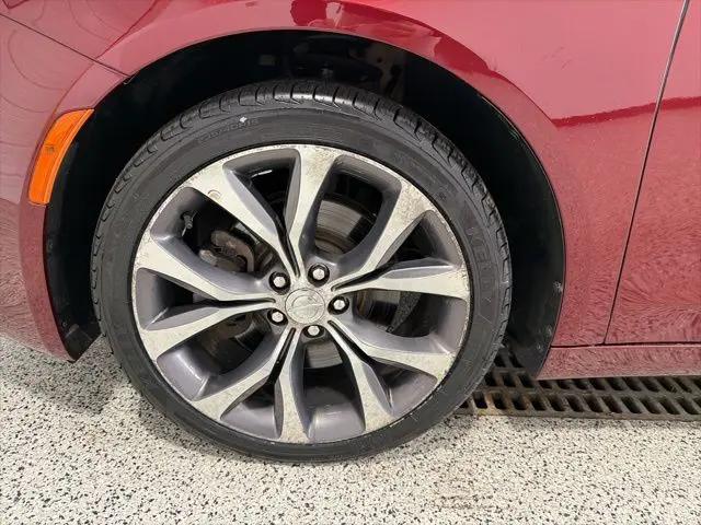 2015 Chrysler 200 C