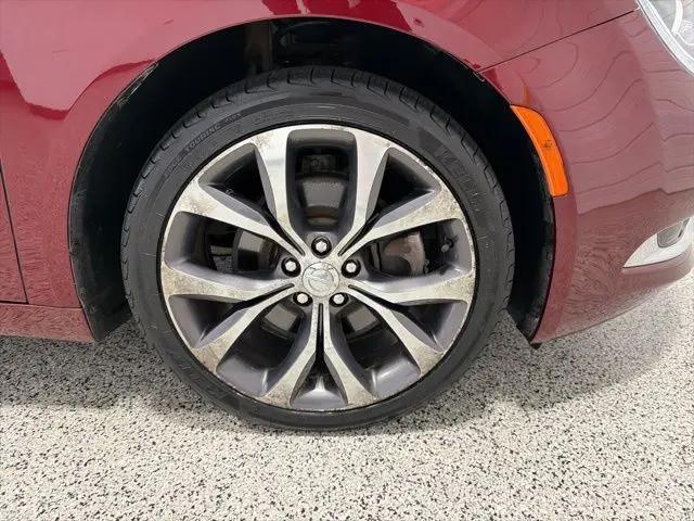 2015 Chrysler 200 C
