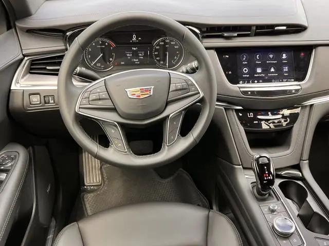 2026 Cadillac XT5 Luxury FWD