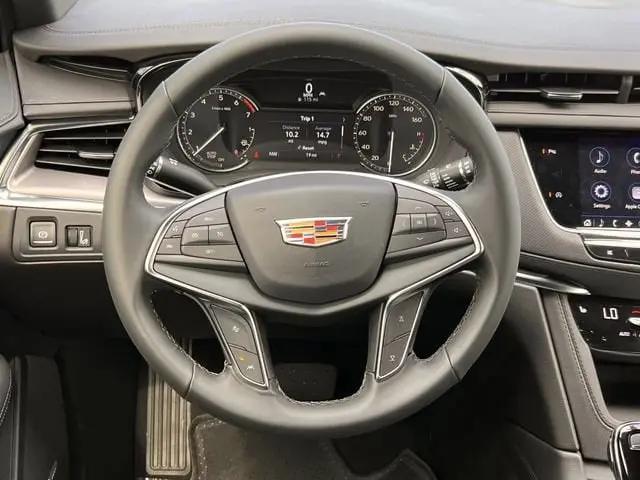2026 Cadillac XT5 Luxury FWD