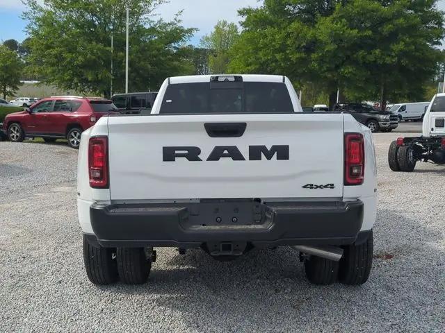 2026 Ram 3500 Tradesman Crew Cab 4x4 8 Box