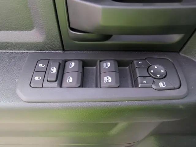 2026 Ram 3500 Tradesman Crew Cab 4x4 8 Box