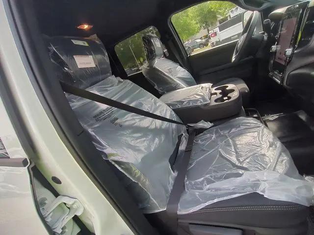 2026 Ram 3500 Tradesman Crew Cab 4x4 8 Box