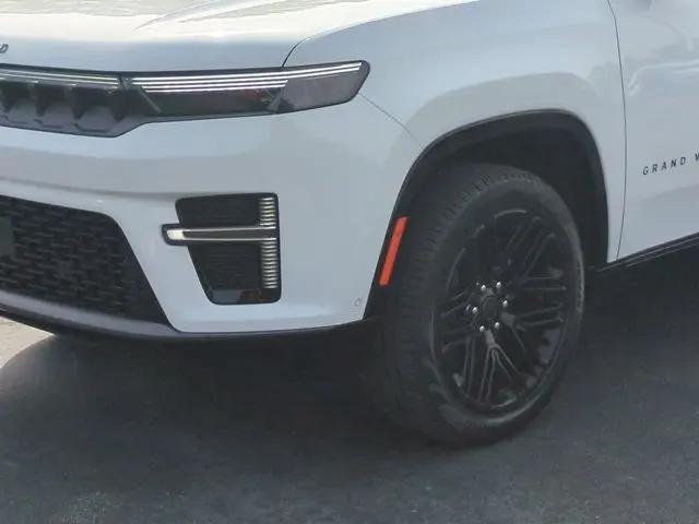 2026 Jeep Grand Wagoneer Limited Reserve 4x4