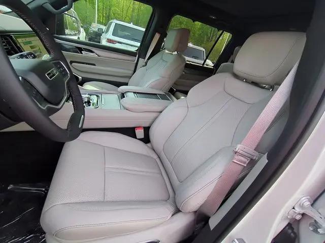 2026 Jeep Grand Wagoneer Limited Reserve 4x4