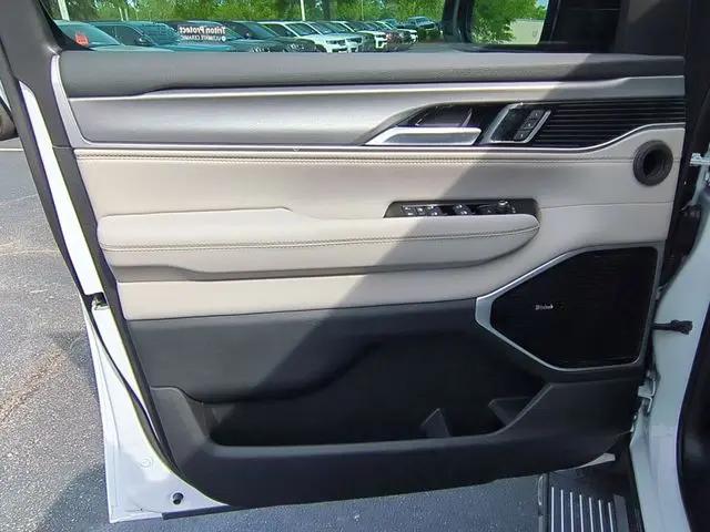 2026 Jeep Grand Wagoneer Limited Reserve 4x4