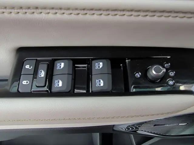 2026 Jeep Grand Wagoneer Limited Reserve 4x4