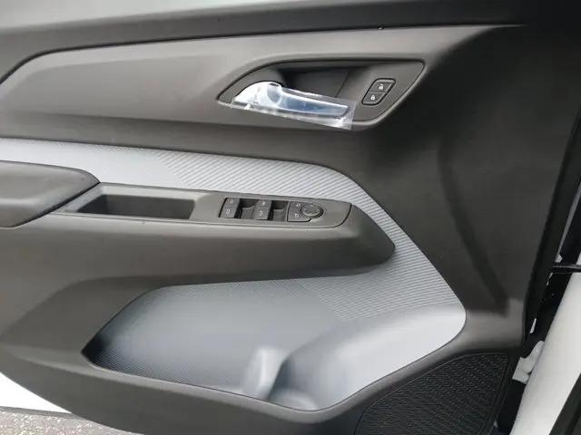 2027 Chevrolet Bolt RS FWD