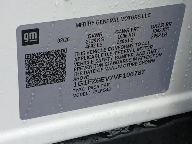 2027 Chevrolet Bolt RS FWD