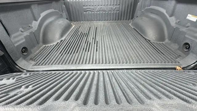 2022 Ram 1500 Laramie Crew Cab 4x4 5'7" Box