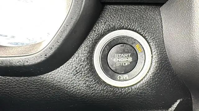 2022 Ram 1500 Laramie Crew Cab 4x4 5'7" Box