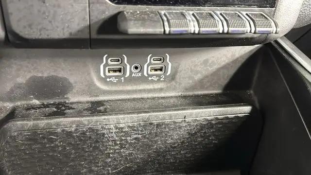 2022 Ram 1500 Laramie Crew Cab 4x4 5'7" Box