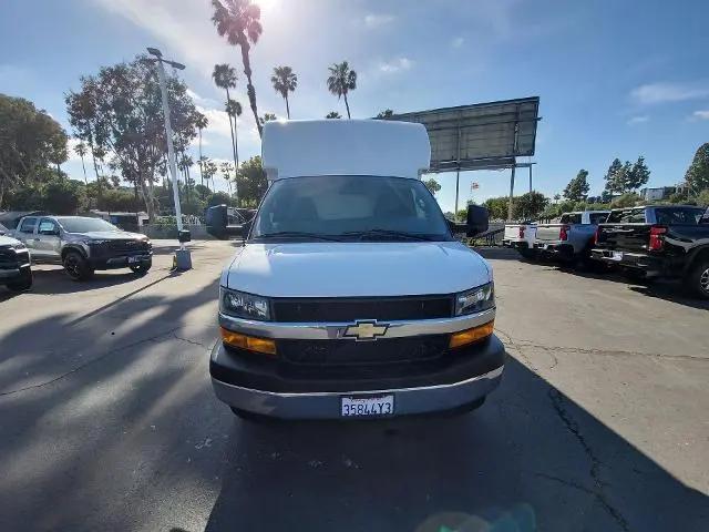 2022 Chevrolet Express Cutaway Work Van