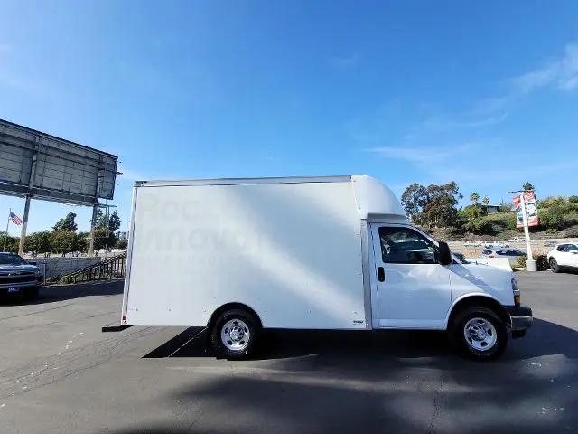 2022 Chevrolet Express Cutaway Work Van