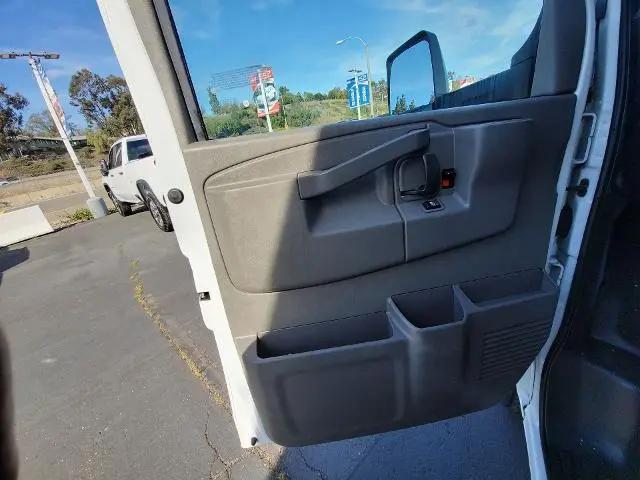 2022 Chevrolet Express Cutaway Work Van