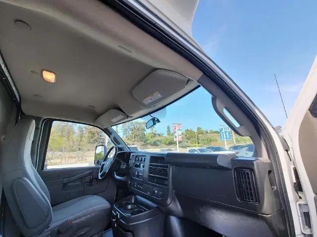 2022 Chevrolet Express Cutaway Work Van