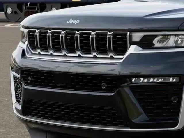 2026 Jeep Grand Cherokee Summit 4x4