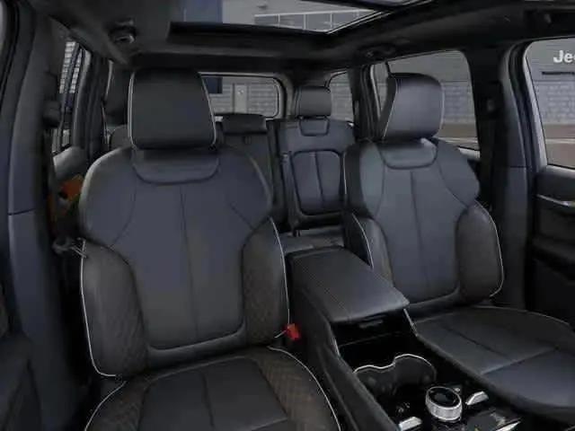 2026 Jeep Grand Cherokee Summit 4x4