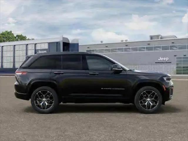 2026 Jeep Grand Cherokee Summit 4x4