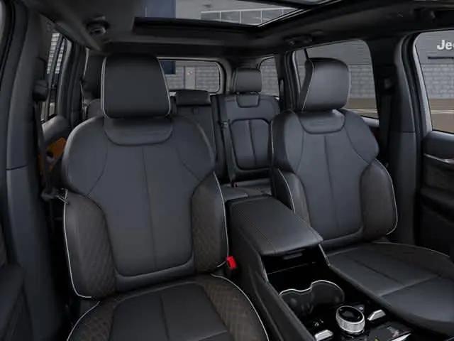 2026 Jeep Grand Cherokee Summit 4x4