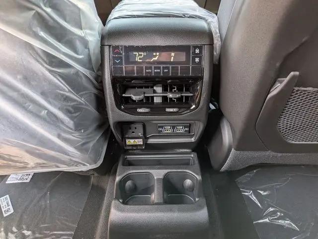 2026 Jeep Grand Cherokee L Altitude 4x4