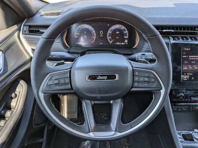 2026 Jeep Grand Cherokee L Altitude 4x4