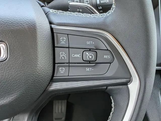 2026 Jeep Grand Cherokee L Altitude 4x4