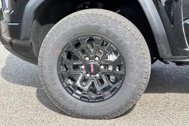 2026 GMC Canyon Elevation, 4WD
