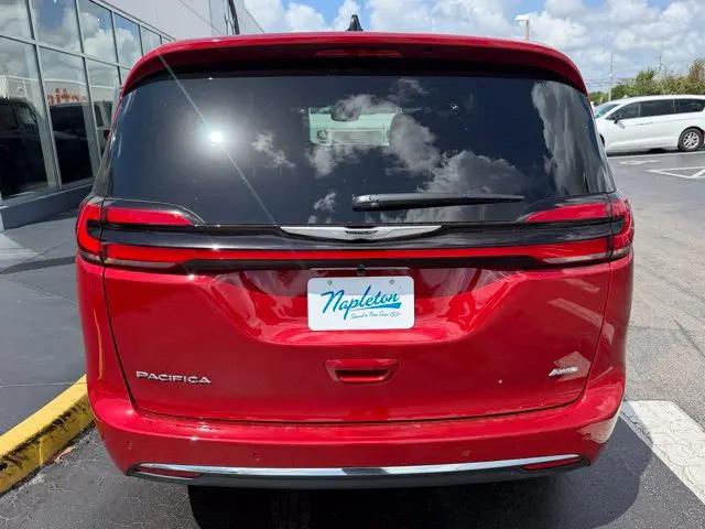 2026 Chrysler Pacifica Select AWD