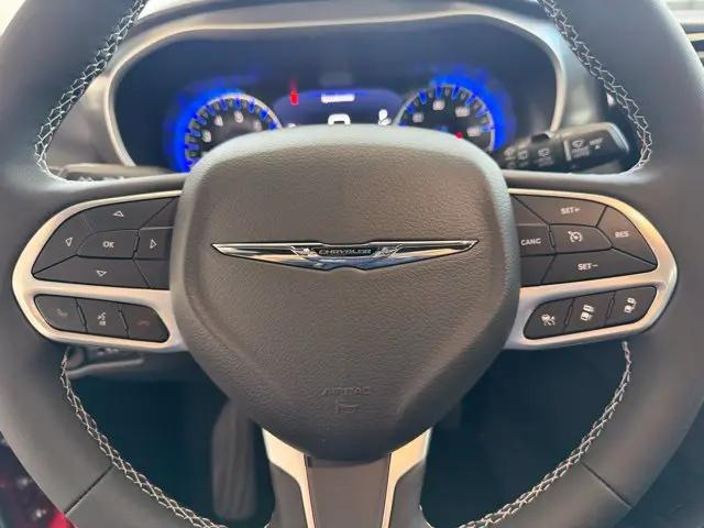2026 Chrysler Pacifica Select AWD