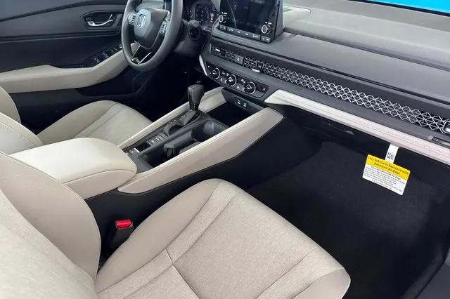2025 Honda Accord Sedan SE