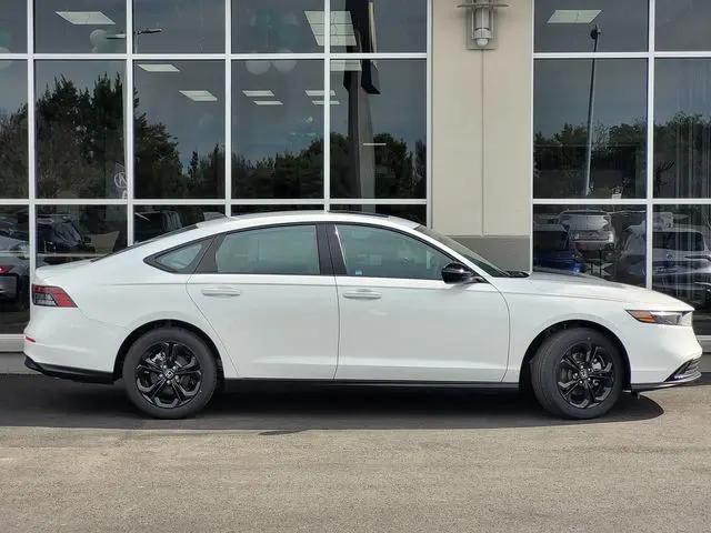 2025 Honda Accord Sedan SE