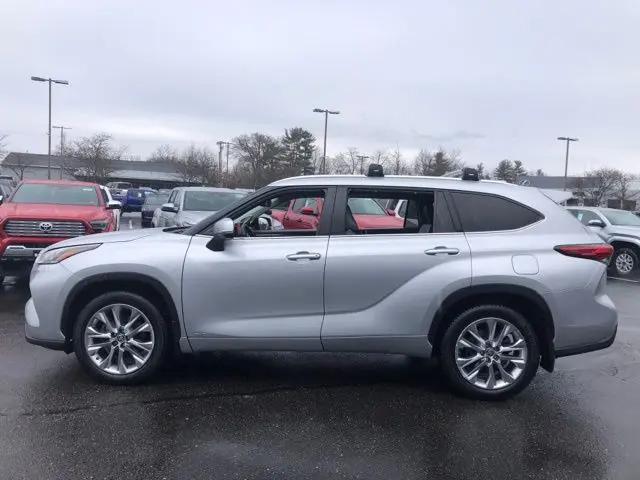 2023 Toyota Highlander Hybrid Limited