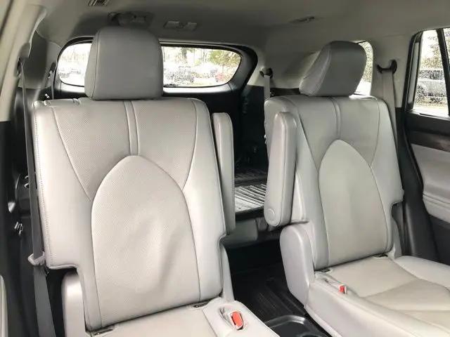 2023 Toyota Highlander Hybrid Limited