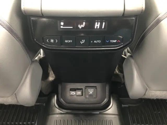 2023 Toyota Highlander Hybrid Limited