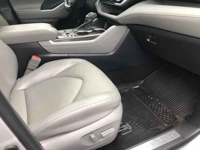 2023 Toyota Highlander Hybrid Limited