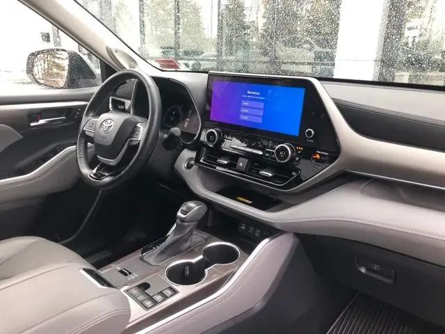 2023 Toyota Highlander Hybrid Limited